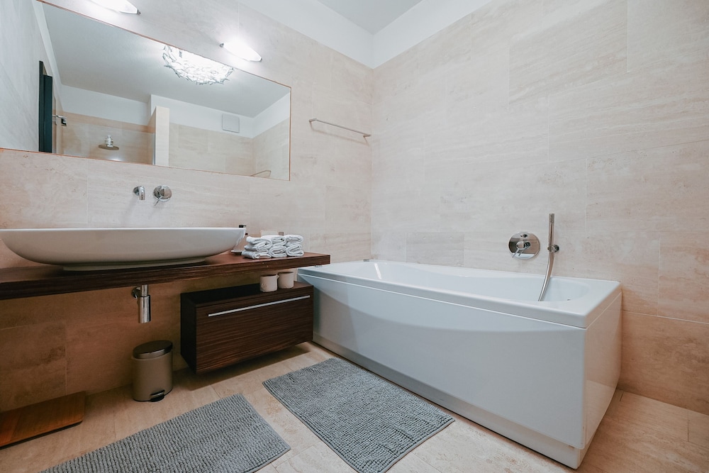 Luxurious Lugano Apartment With City Views, 사진 2