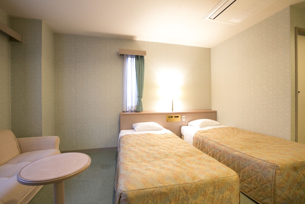 Annex Twin Room, Non Smoking photo 3