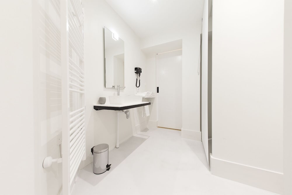 Apartment, Private Bathroom (Euzèbe) - Photo 13