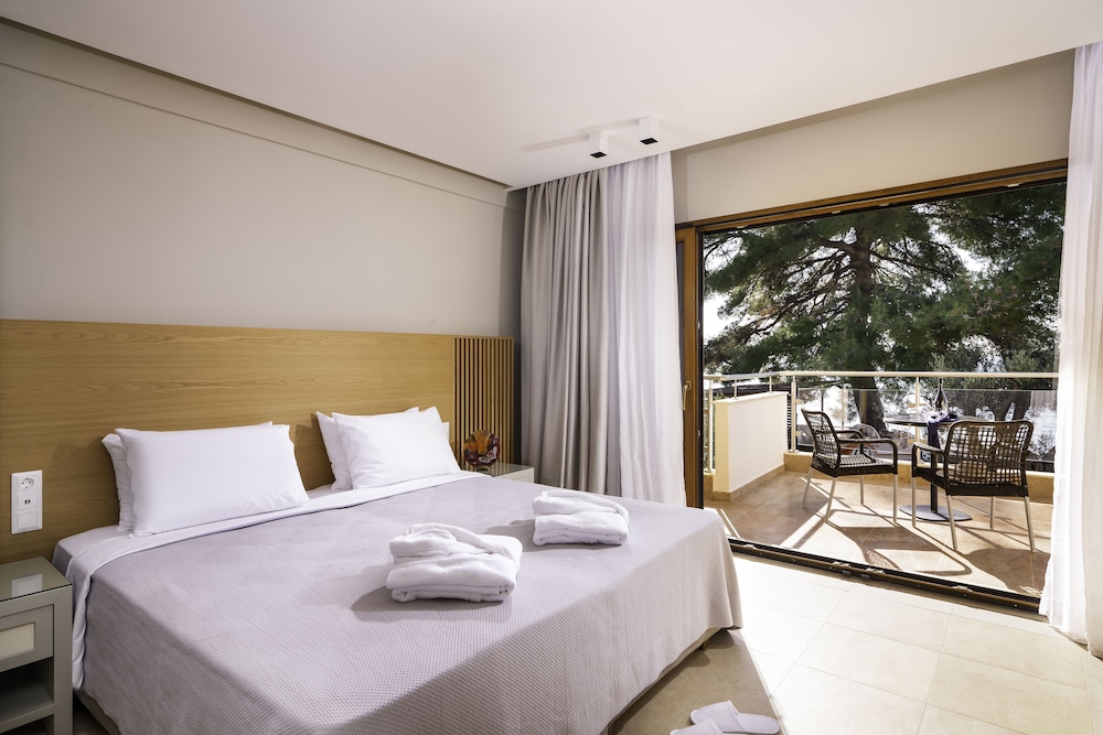 Deluxe Suite, Garden View photo 1