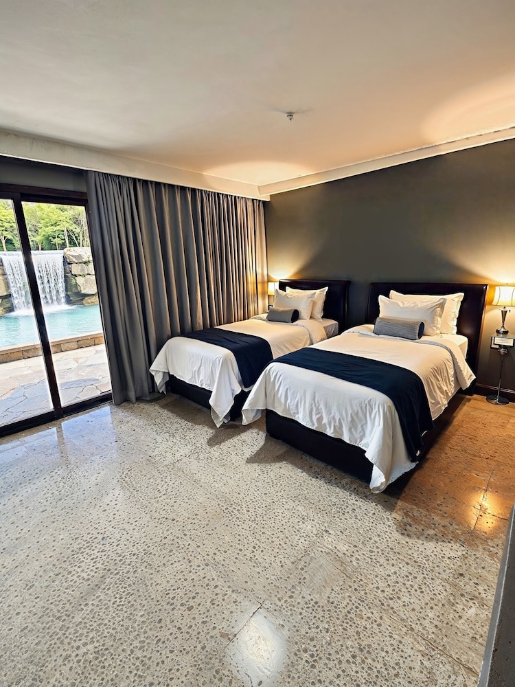 Deluxe Double Room, Courtyard Area photo 1