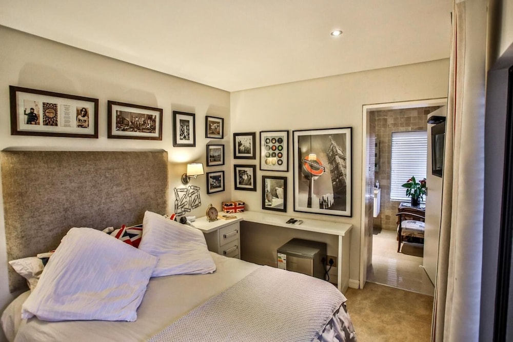 Standard Double Room photo 2