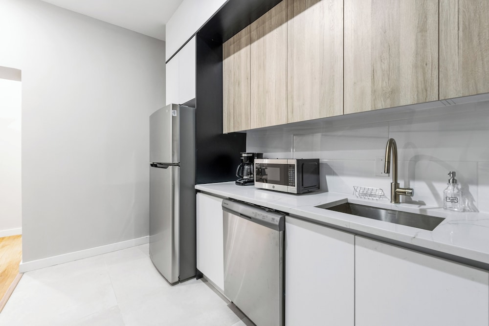 Executive Apartment, 2 Bedrooms, Kitchen photo 3