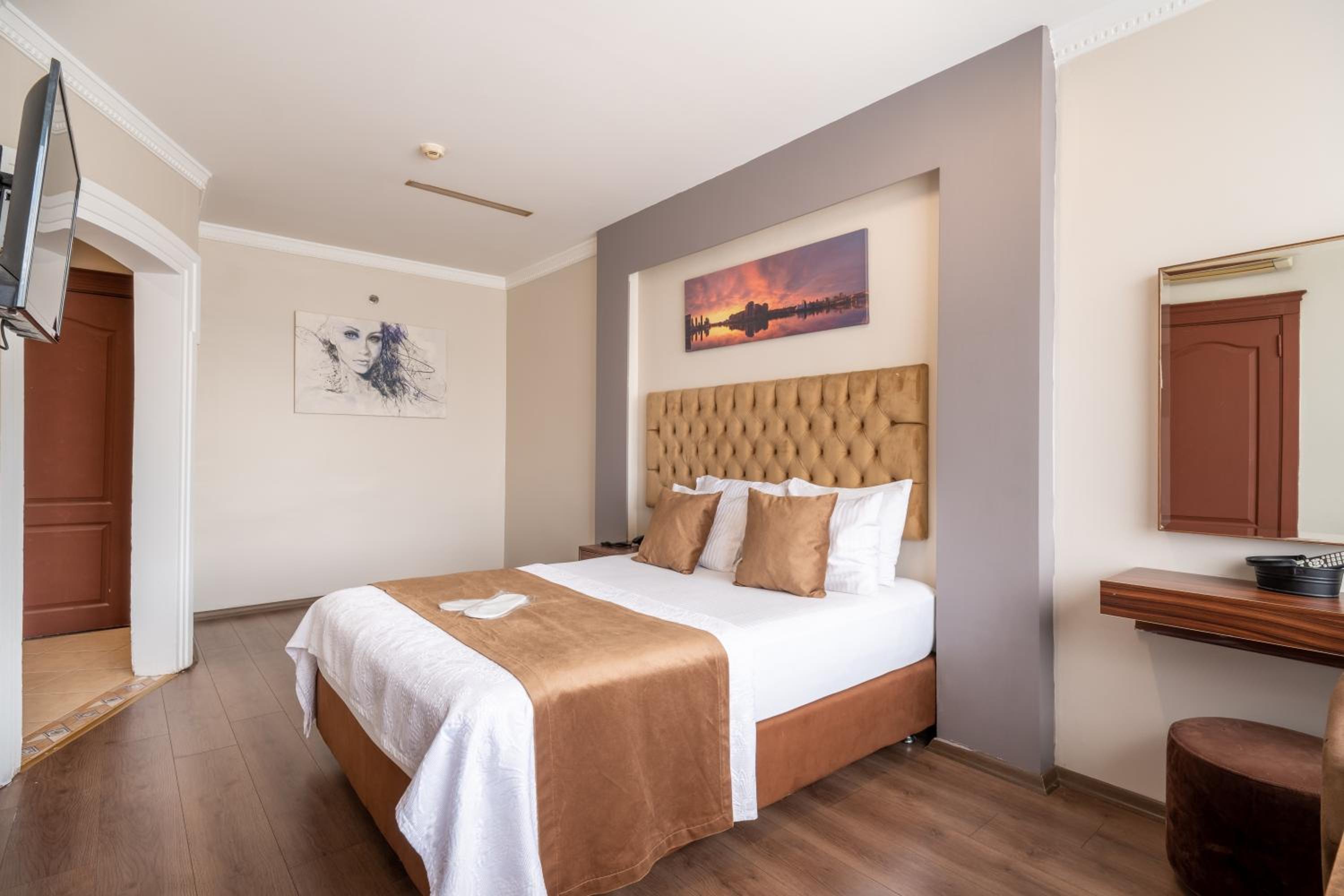 Standard Double Room photo 1