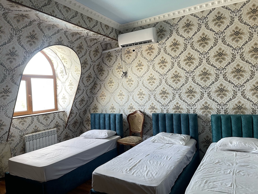 Basic Twin Room