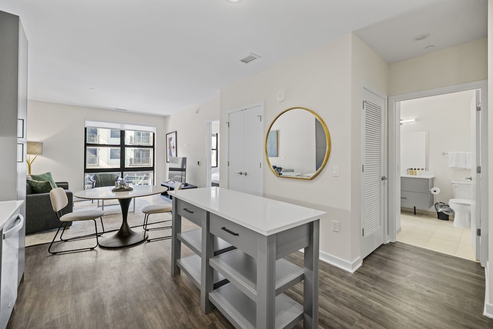 Premium Apartment, 1 Bedroom, Balcony photo 3
