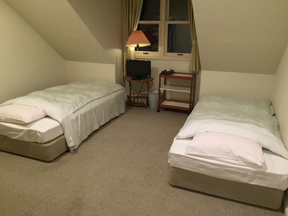 Twin Room with Loft, Shared Bathroom (1) photo 1