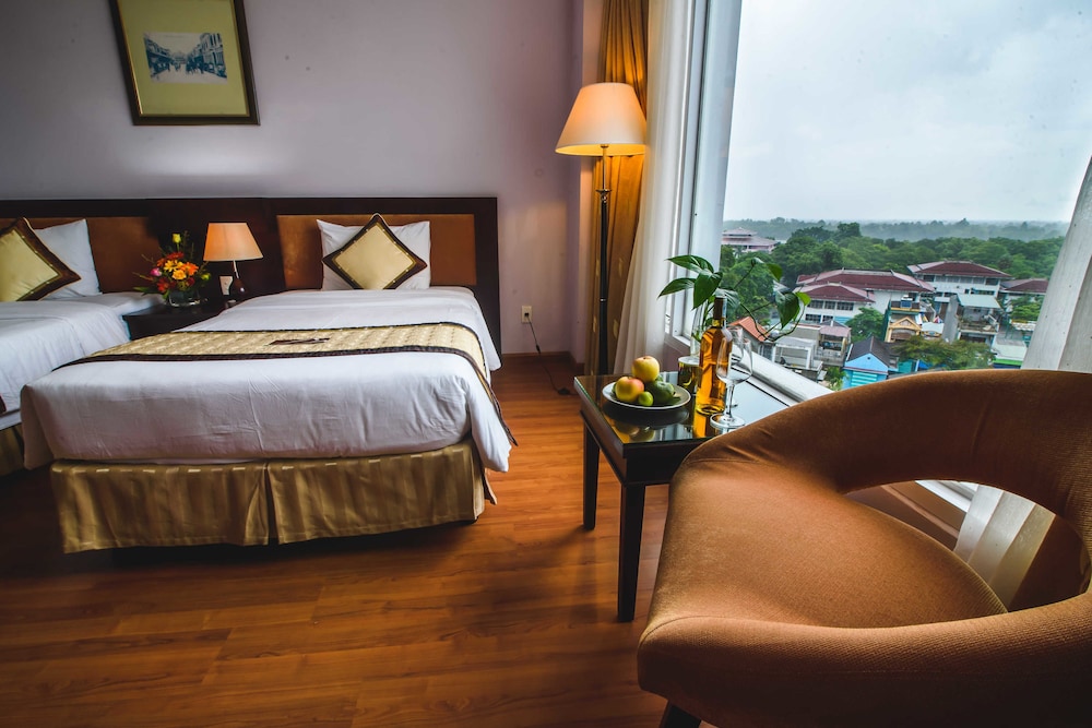Superior Double Room, City View - Photo 3