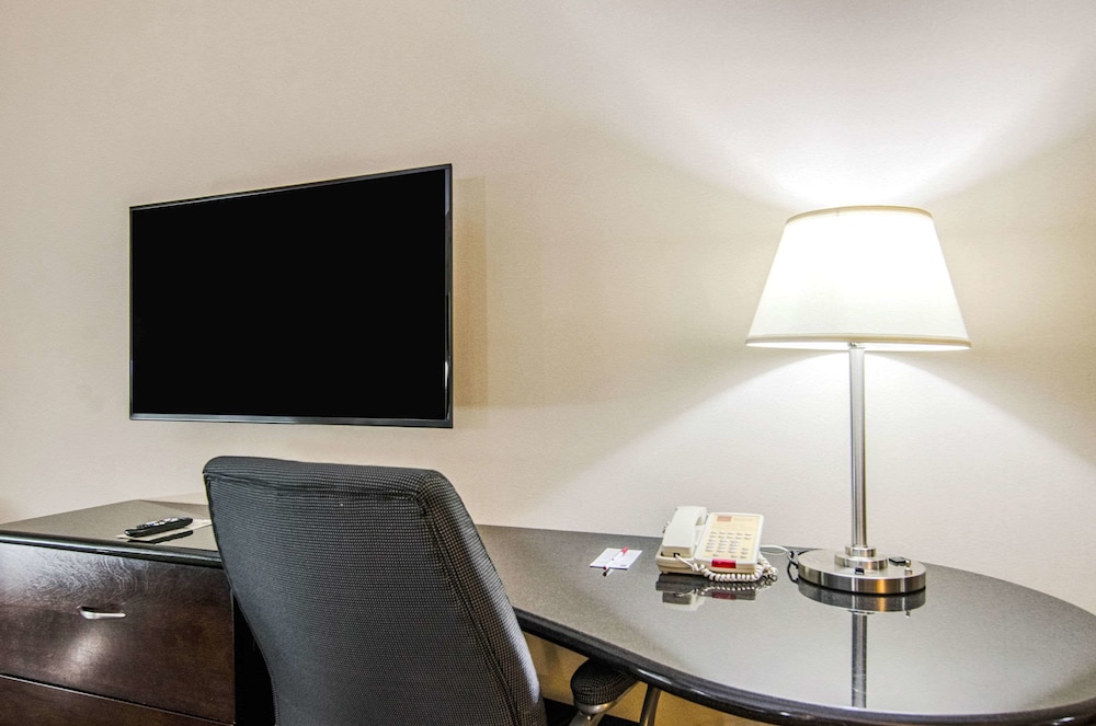 Suite, Multiple Beds, Accessible, Non Smoking - Photo 4