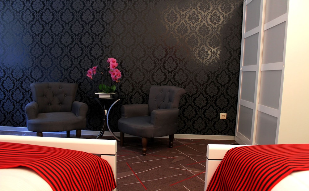 Standard Triple Room, 1 Bedroom photo 2