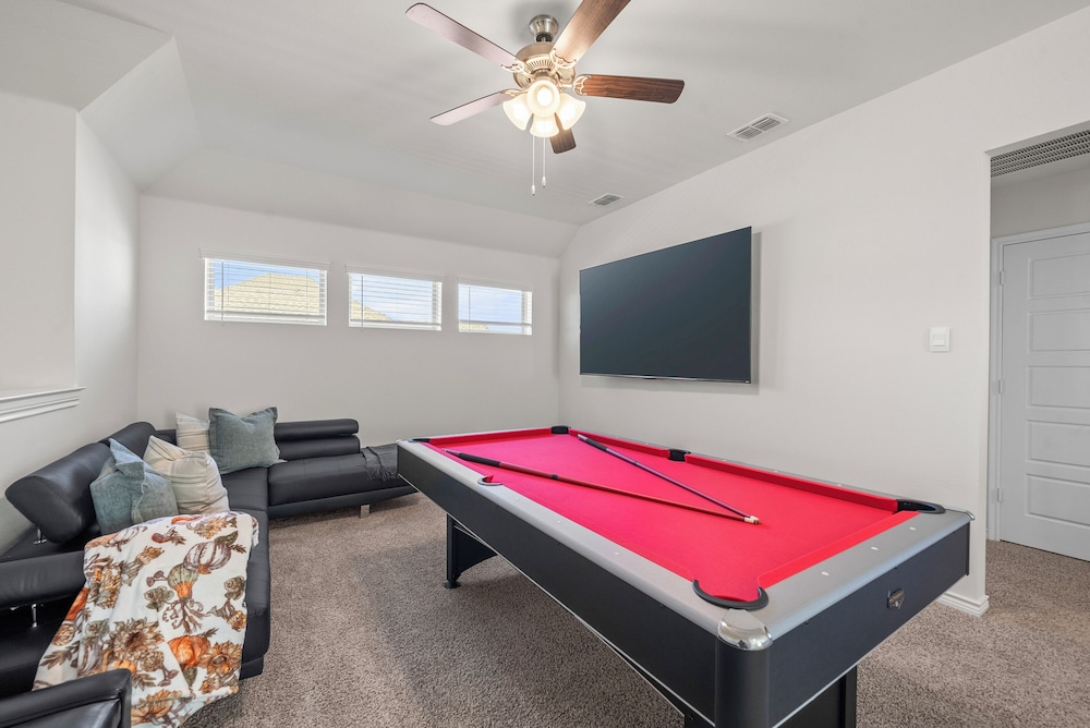 Luxurious 4-Bed Home in Aubrey TX, Billede 4