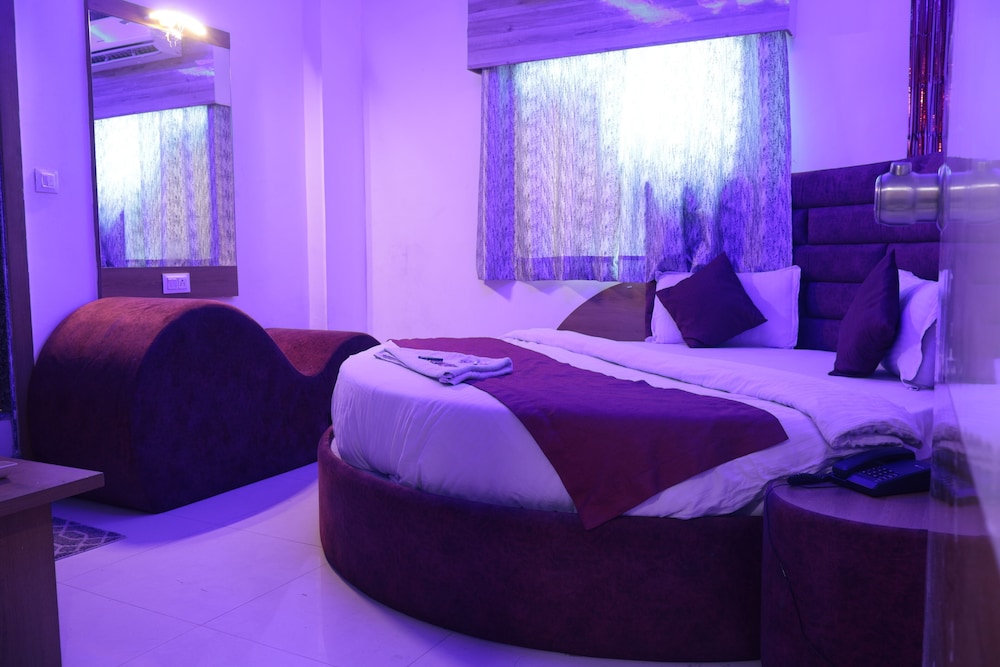 Luxury Room, City View