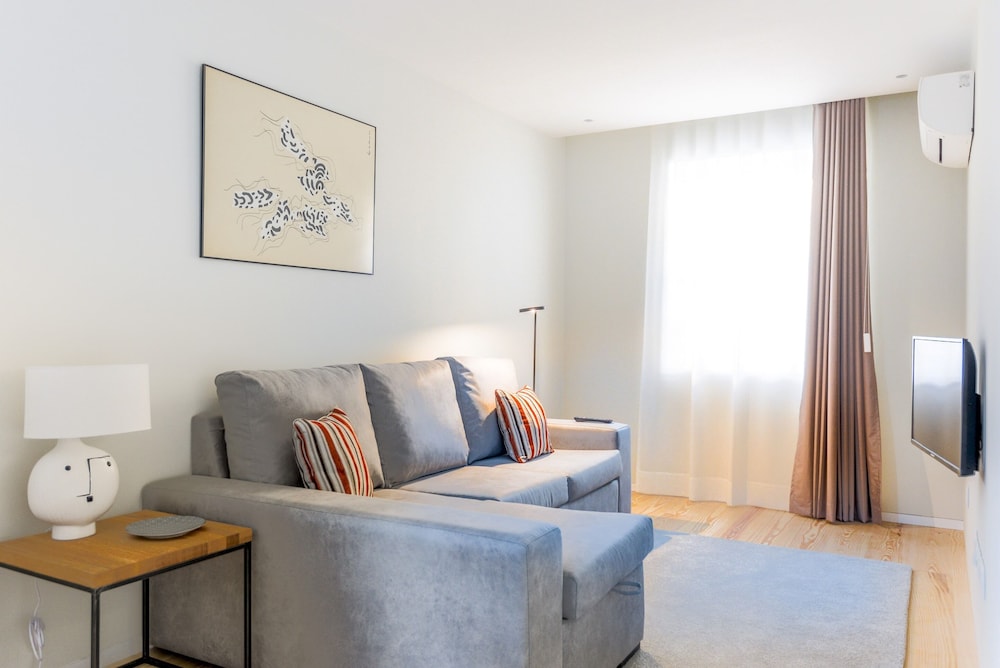 Apartment (1 Bedroom)