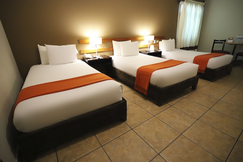 Traditional Triple Room - Photo 3