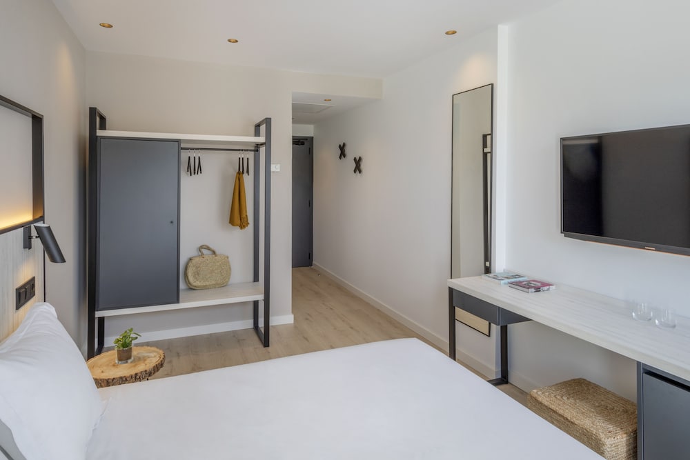 Standard Twin Room, Balcony