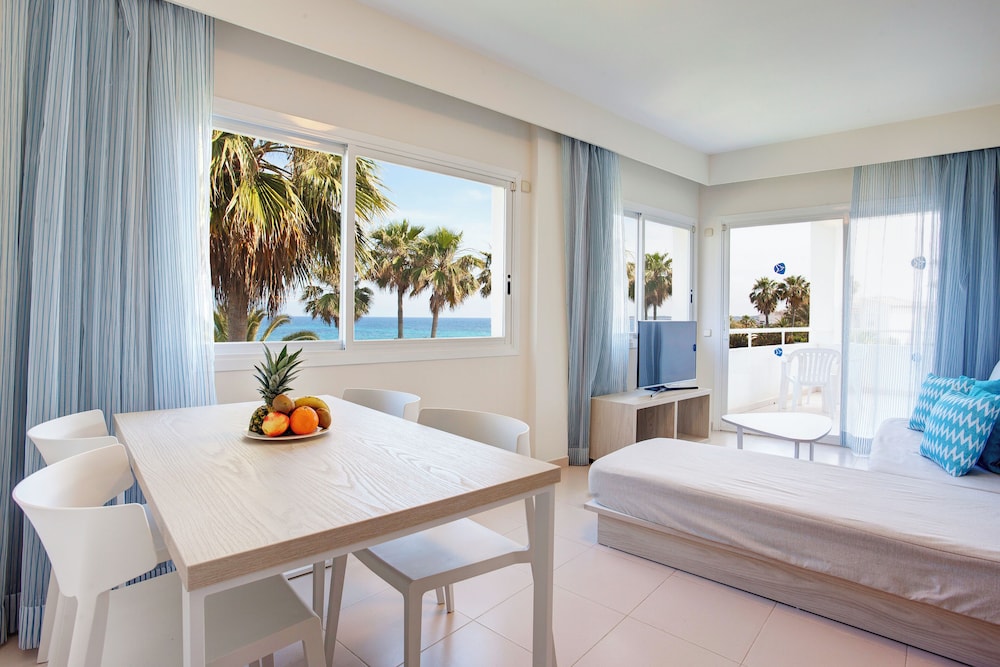 Apartment, 1 Bedroom, Sea View (2 Adults + 1 Child)