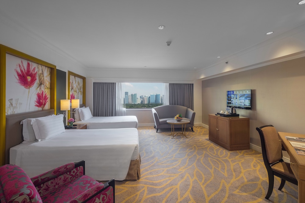 Deluxe Suite, 2 Twin Beds - Photo 3