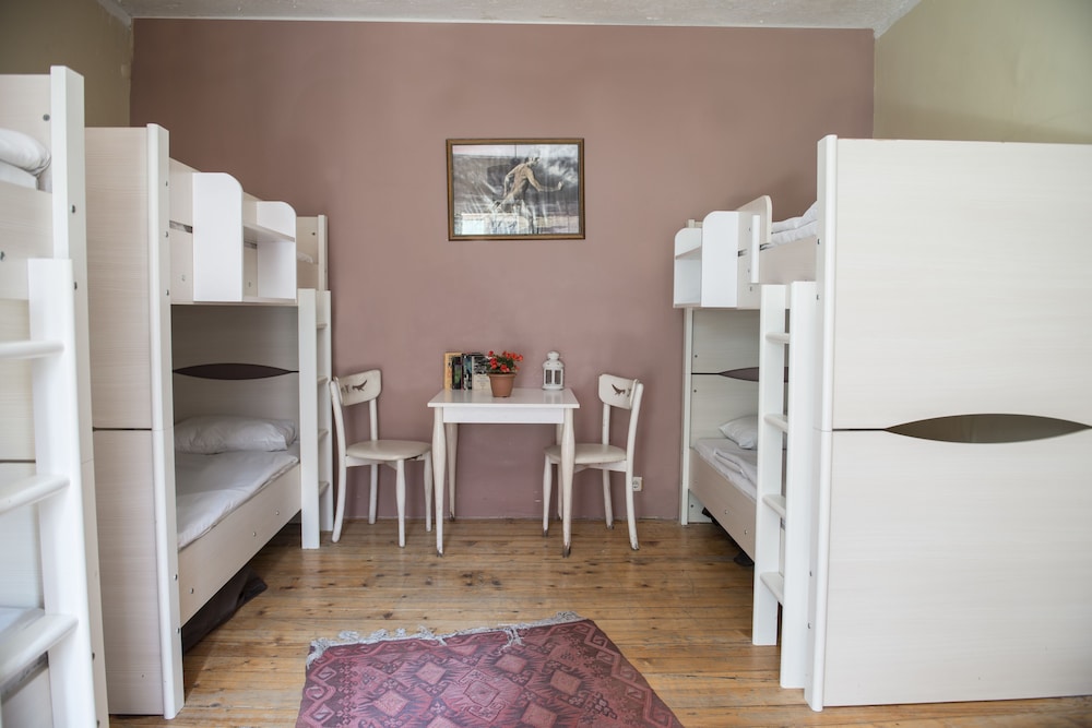 Basic Shared Dormitory, Female Dorm, Shared Bathroom (for 6 people) photo 2
