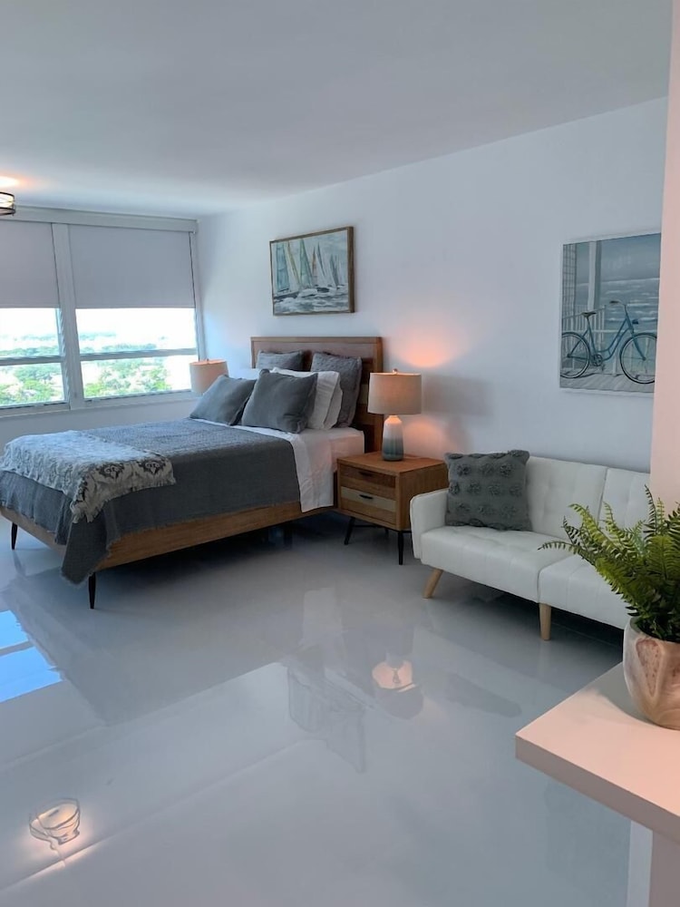 City Studio Suite