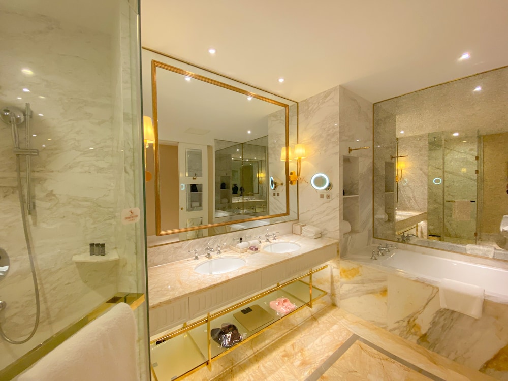 Deluxe Twin Room, Sea View - Photo 7
