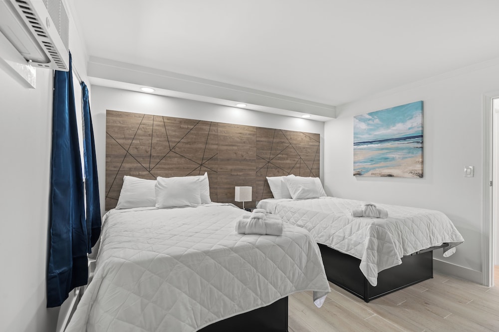 Studio, 2 Queen Beds, Private Ensuite