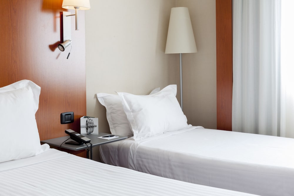 Standard Room, 3 Twin Beds