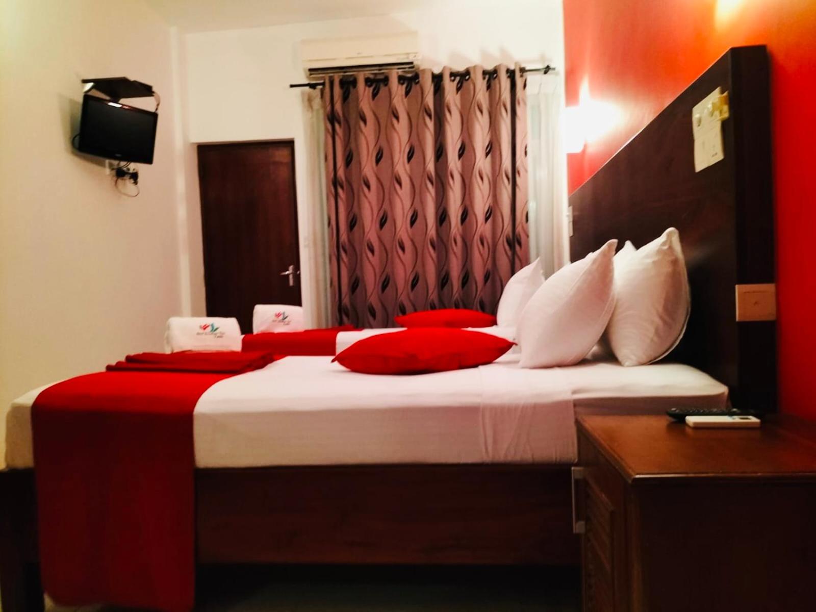 Standard Twin Room photo 2