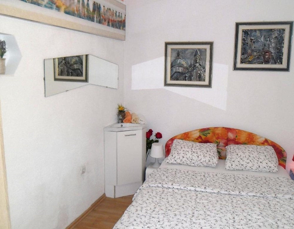 Apartment (Two Bedroom Apartment)