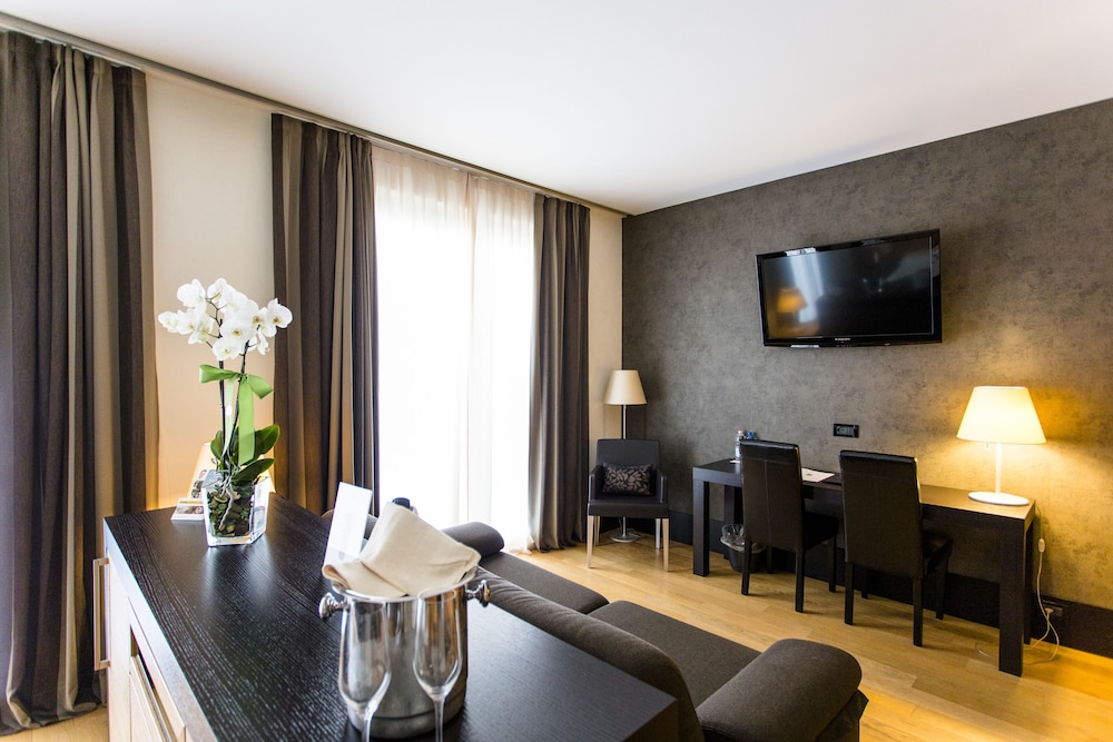 Junior Suite - Photo 2