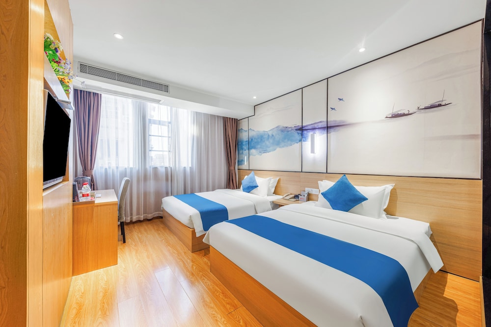 Family Quadruple Room