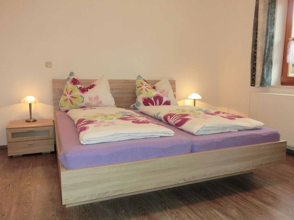Doppelzimmer (im Nebengebäude) photo 1