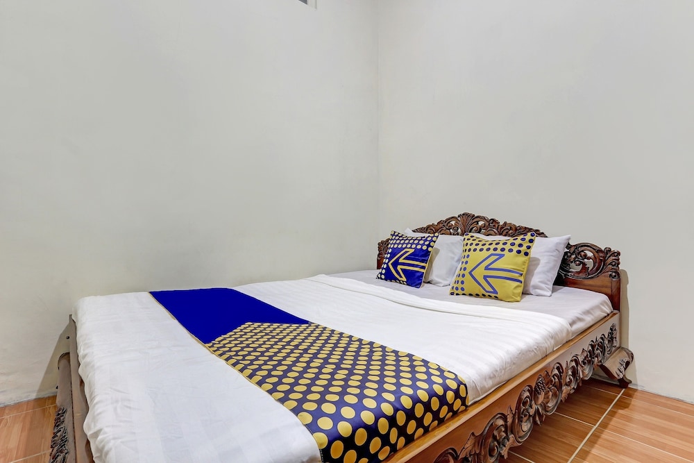 Economy Double Room photo 3