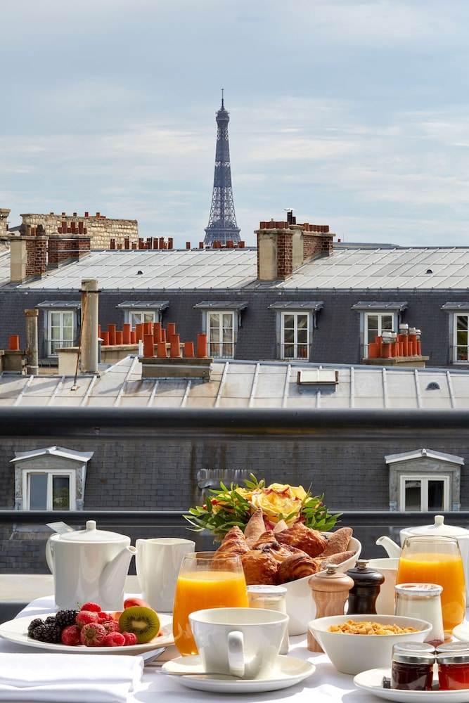 Panoramic Suite, Terrace (Eiffel Tower view) photo 1