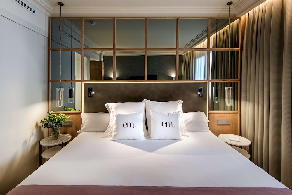 Family Deluxe Room - Photo 2