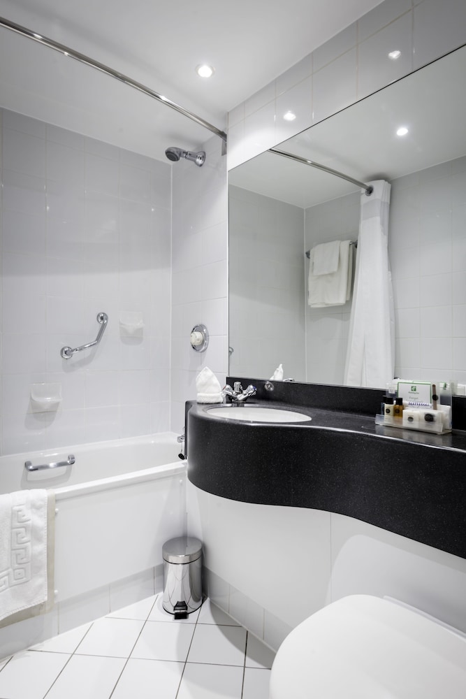 Premium Room, 1 Double Bed - Photo 4