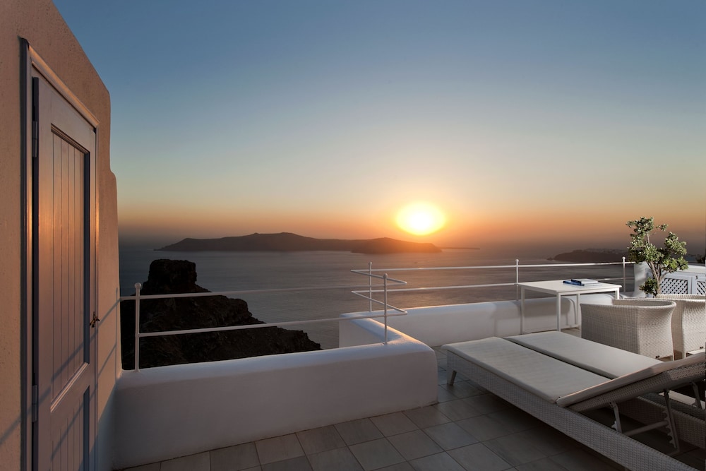Suite, Jetted Tub (outdoor, Astra) - Photo 9