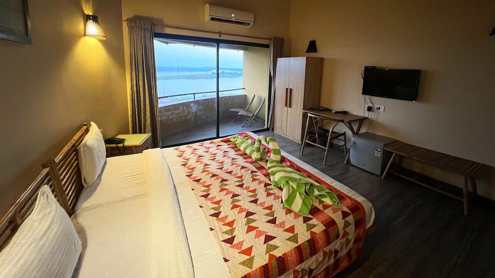 Premium Double Room photo 3