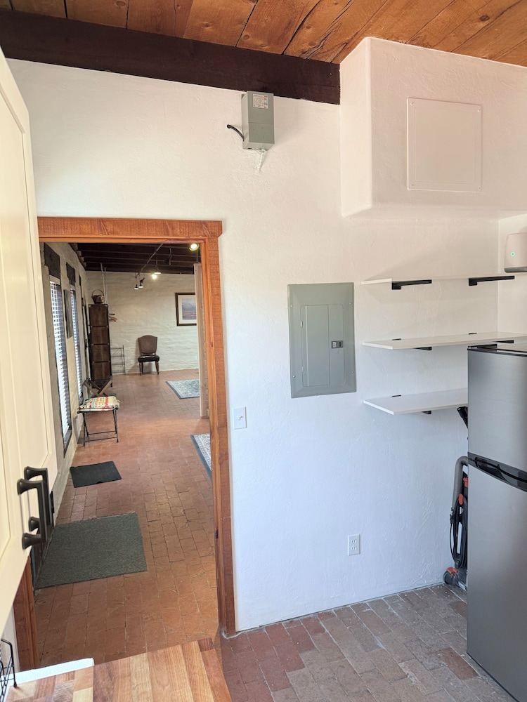 Double or Twin Room (Patio View)