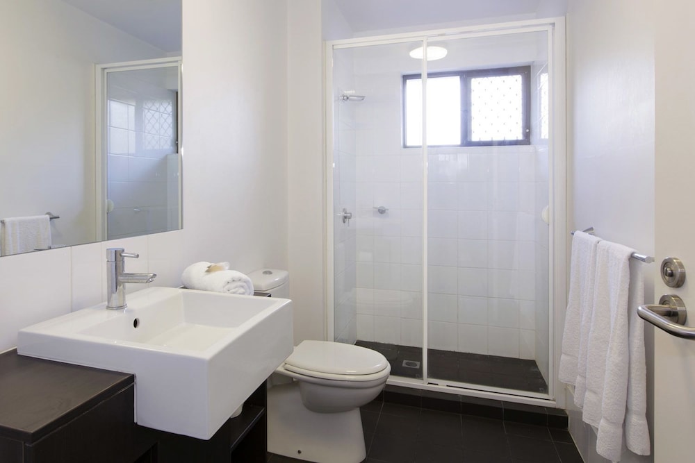 Standard Single Room with Shared Bathroom photo 3