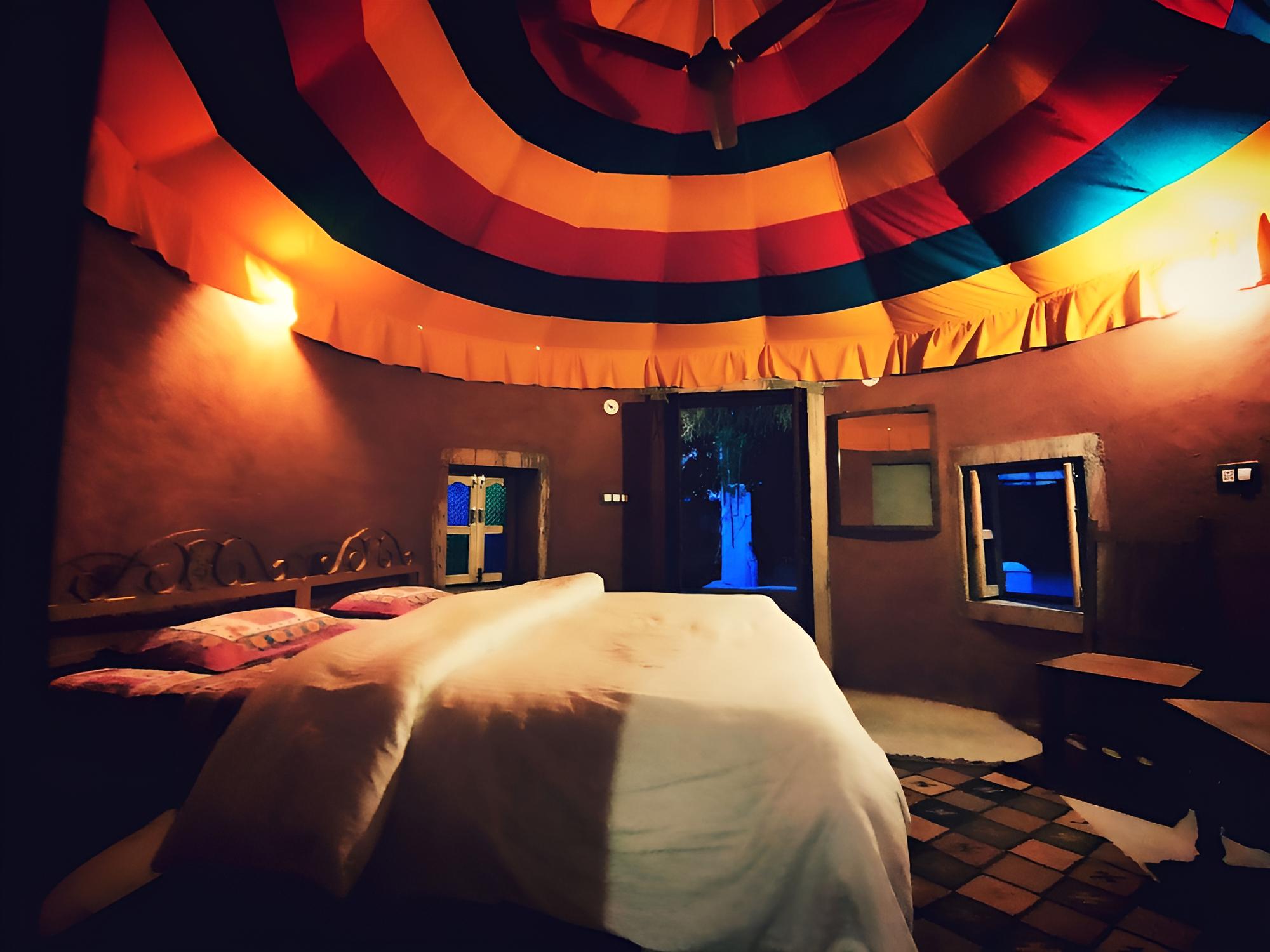 Traditional Suite - Photo 1
