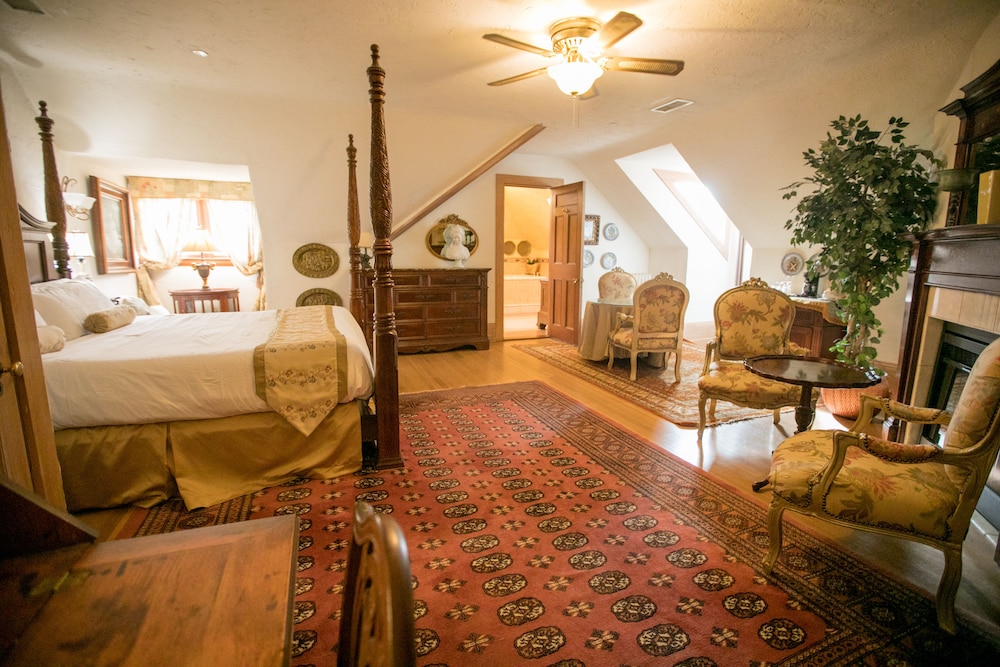 Room (Tower Room)