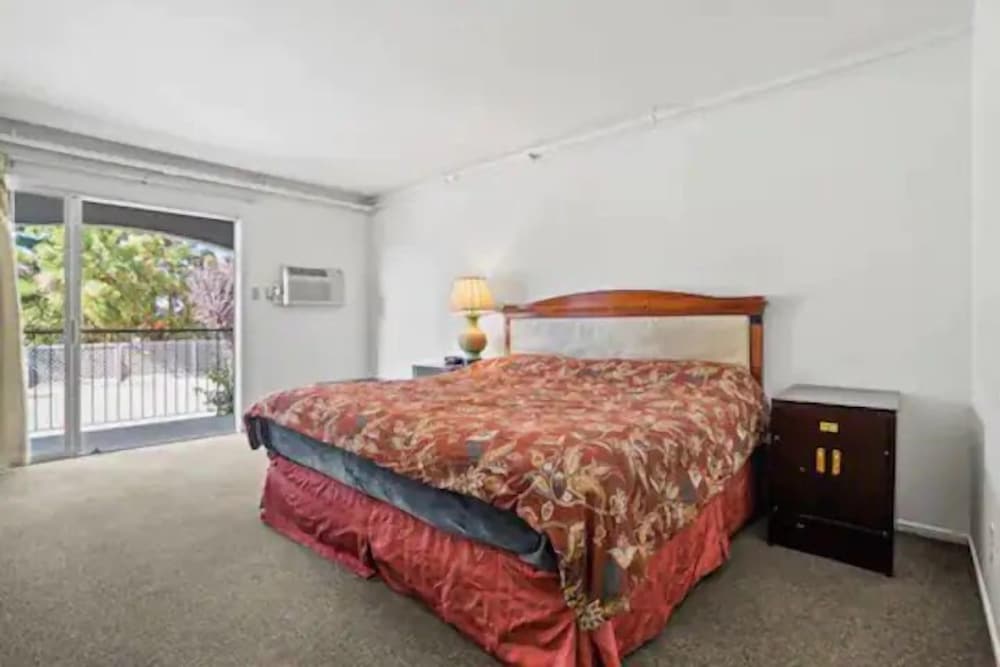 Basic Room photo 1