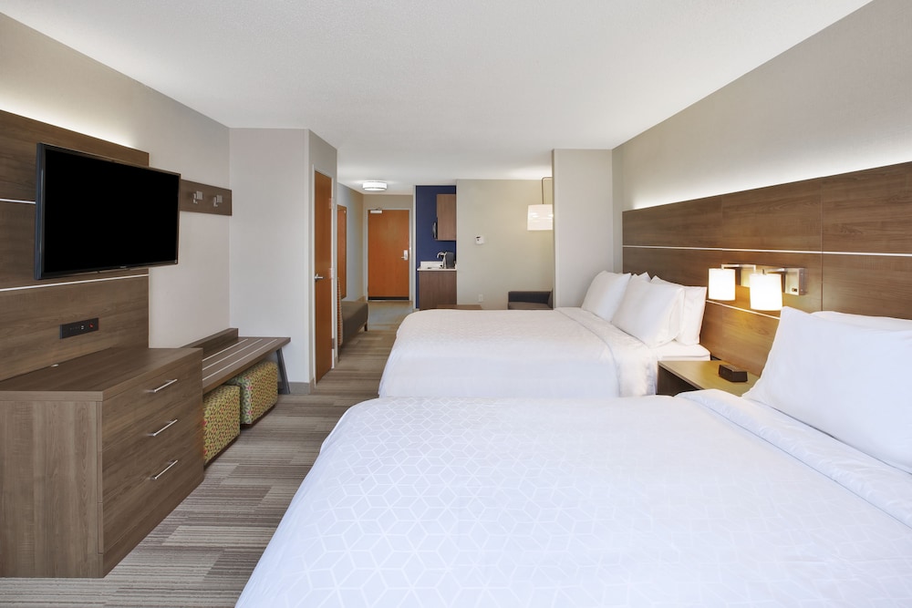 Suite, Multiple Beds, Accessible (Communications Accessible) - Photo 3