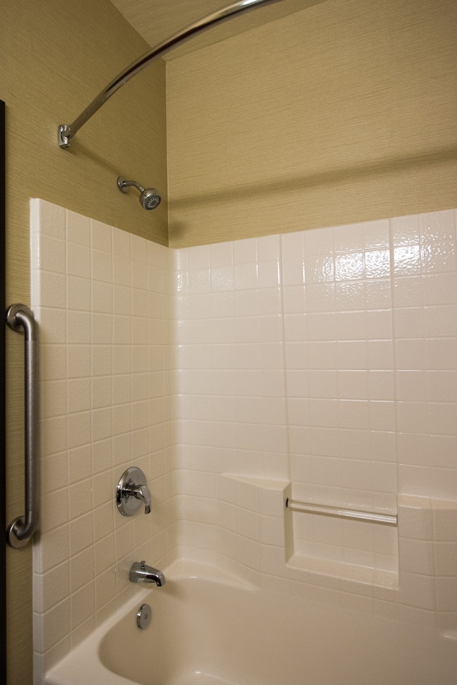 Suite, 2 Queen Beds, Non Smoking (Pet Friendly) - Photo 5