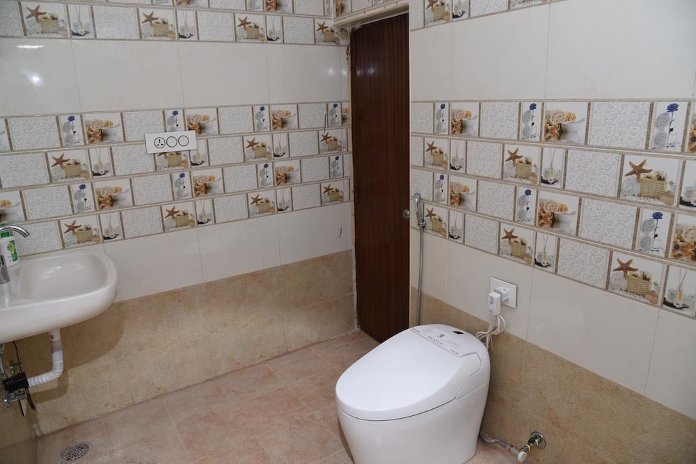Deluxe Suite, 1 Double Bed, Non Smoking photo 3