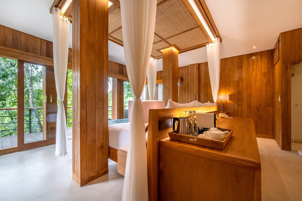 Jungle Suite King with Free Scheduled Activities - Photo 4