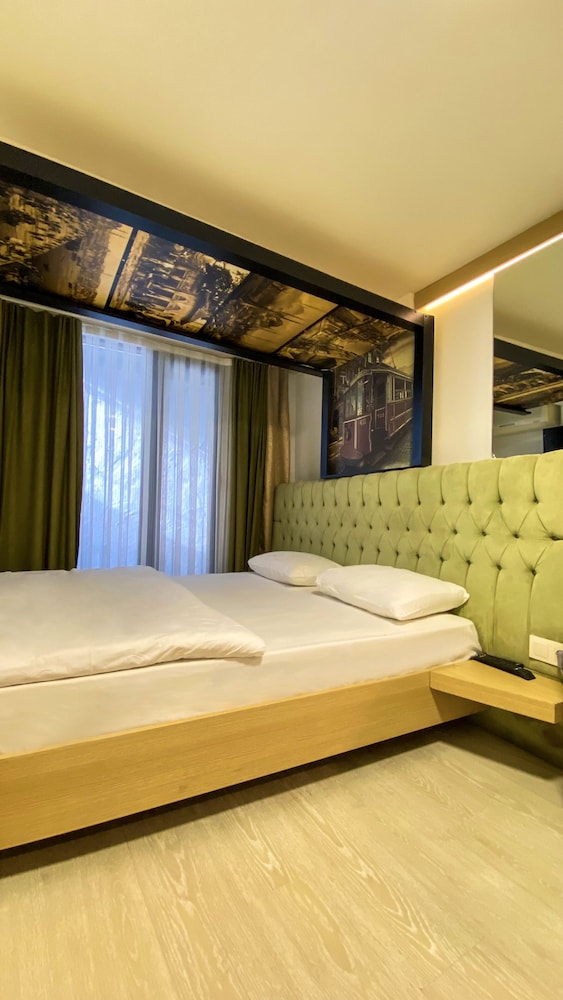 Economy Double Or Twin Room photo 1