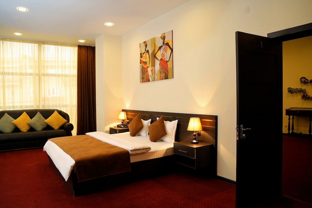 Comfort Room, City View photo 2