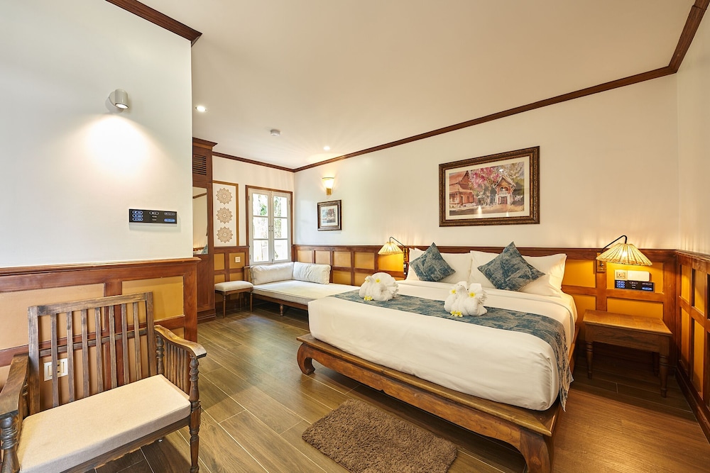 Junior Suite King Room - Photo 3
