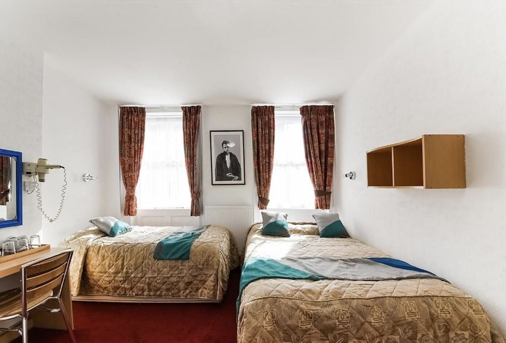 Quadruple Room, Ensuite